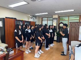 4월 독서 집중의 달 우수 참여자 상품 수여